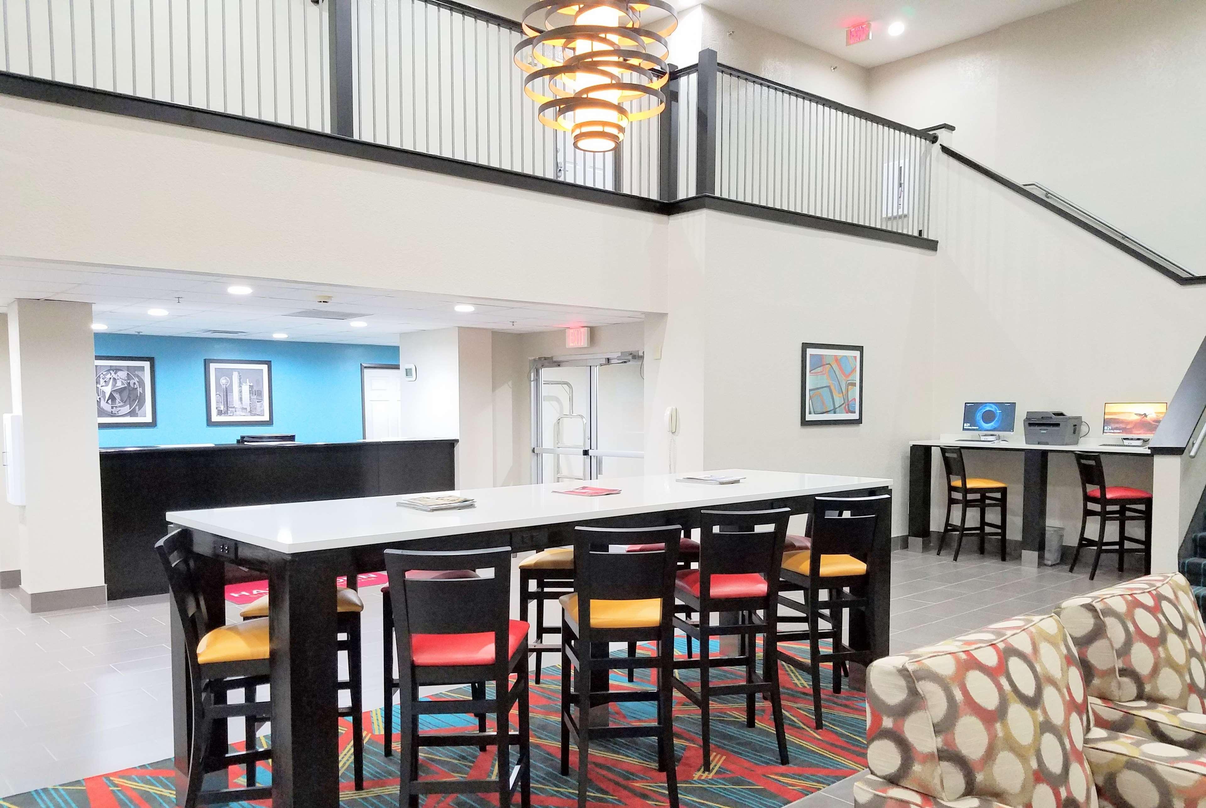 Hawthorn Suites Irving Dfw South Exterior foto